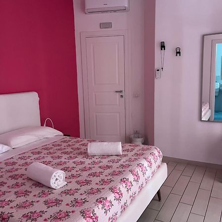 Vomerooms Napoli Esterno foto