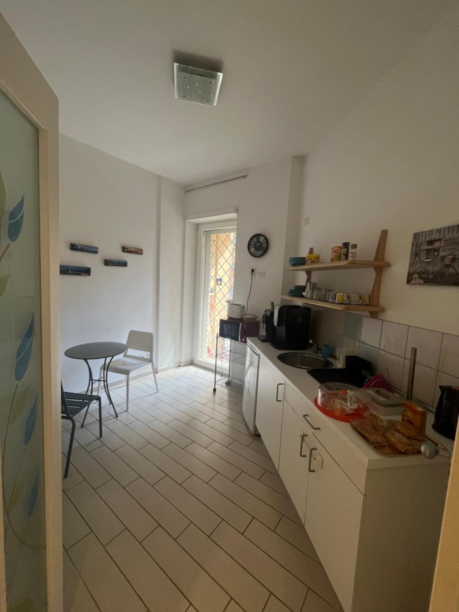 Vomerooms Napoli Esterno foto